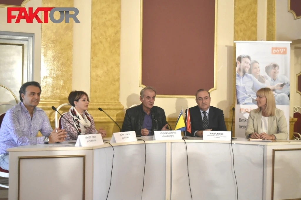 Detalj s pres-konferencije u narodnom pozorištu Sarajevo