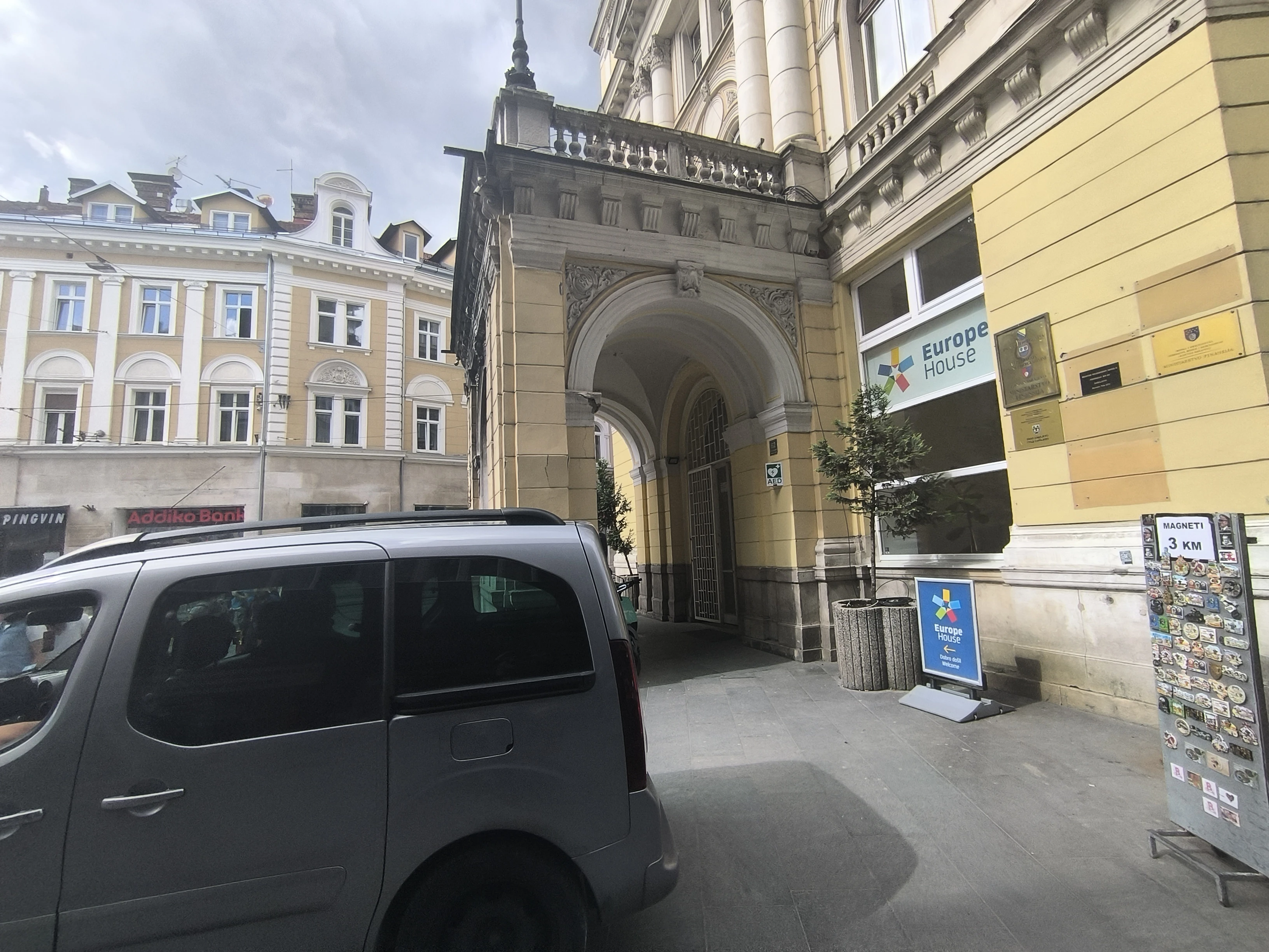 Sjedište Ministarstva finansija KS