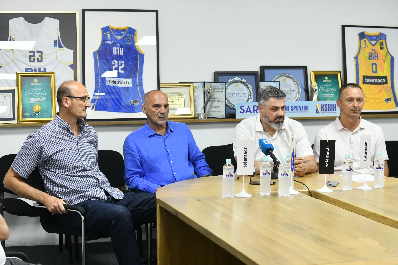 Sa jedne od ranijih press konferencija