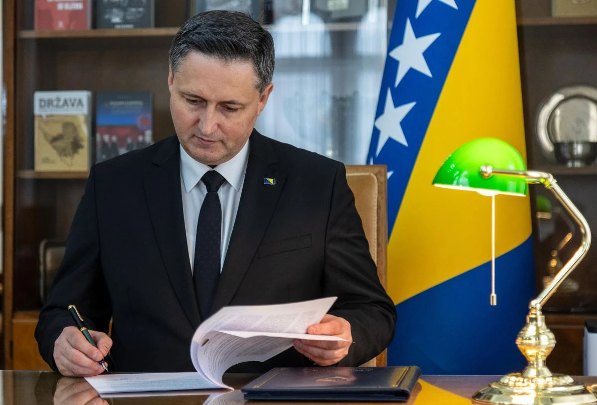 Denis Bećirović