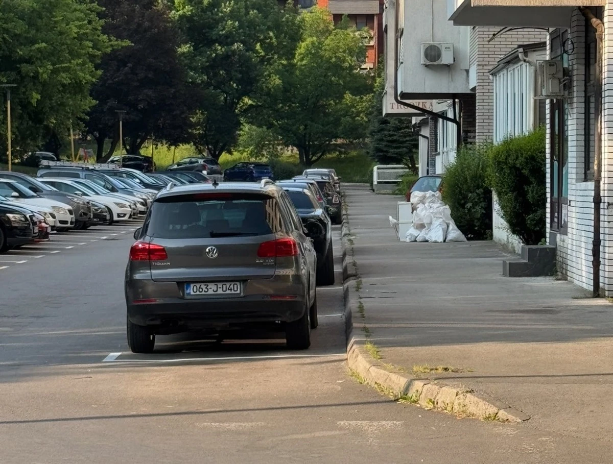Parking na Stupinama