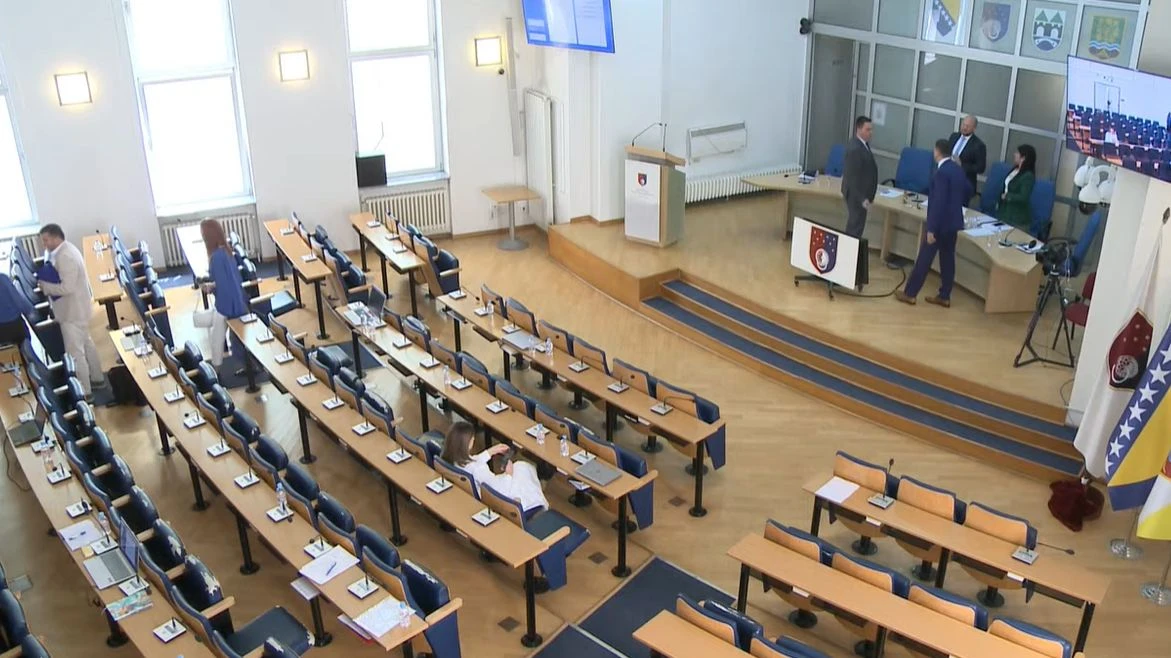 Klub zastupnika SDA pokrenut će ocjenu ustavnosti