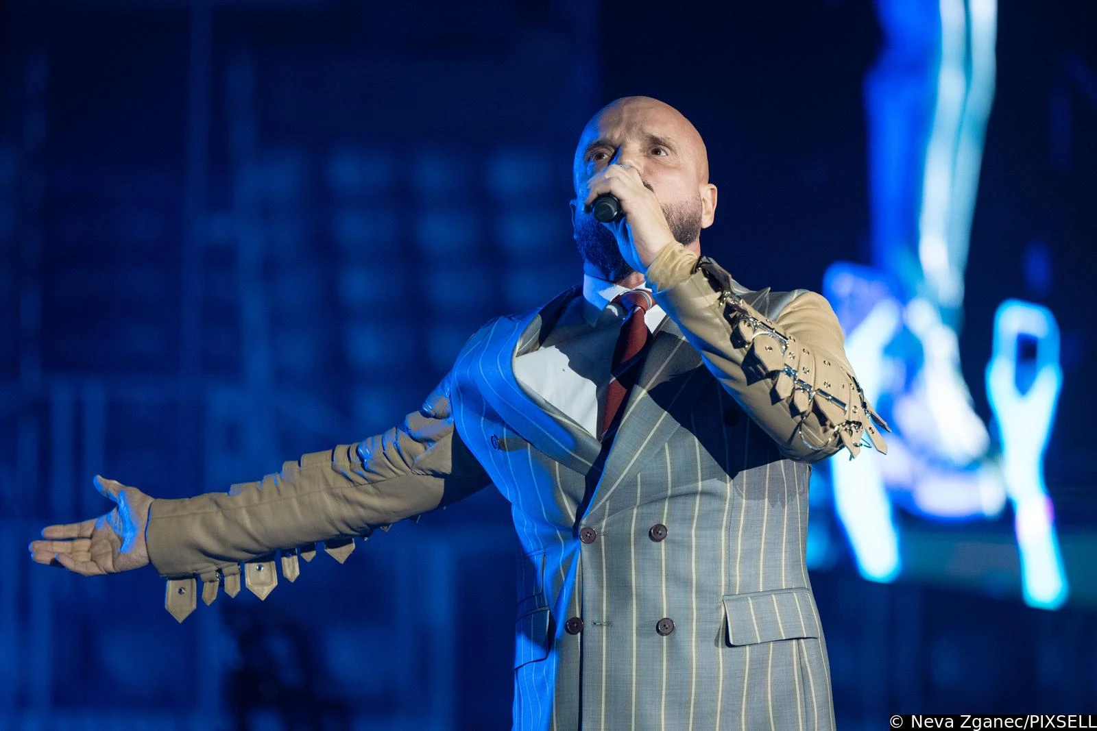 Ovako je Boban Rajović izgledao sa kosom: Ljudi dijele njegovu fotku od ...