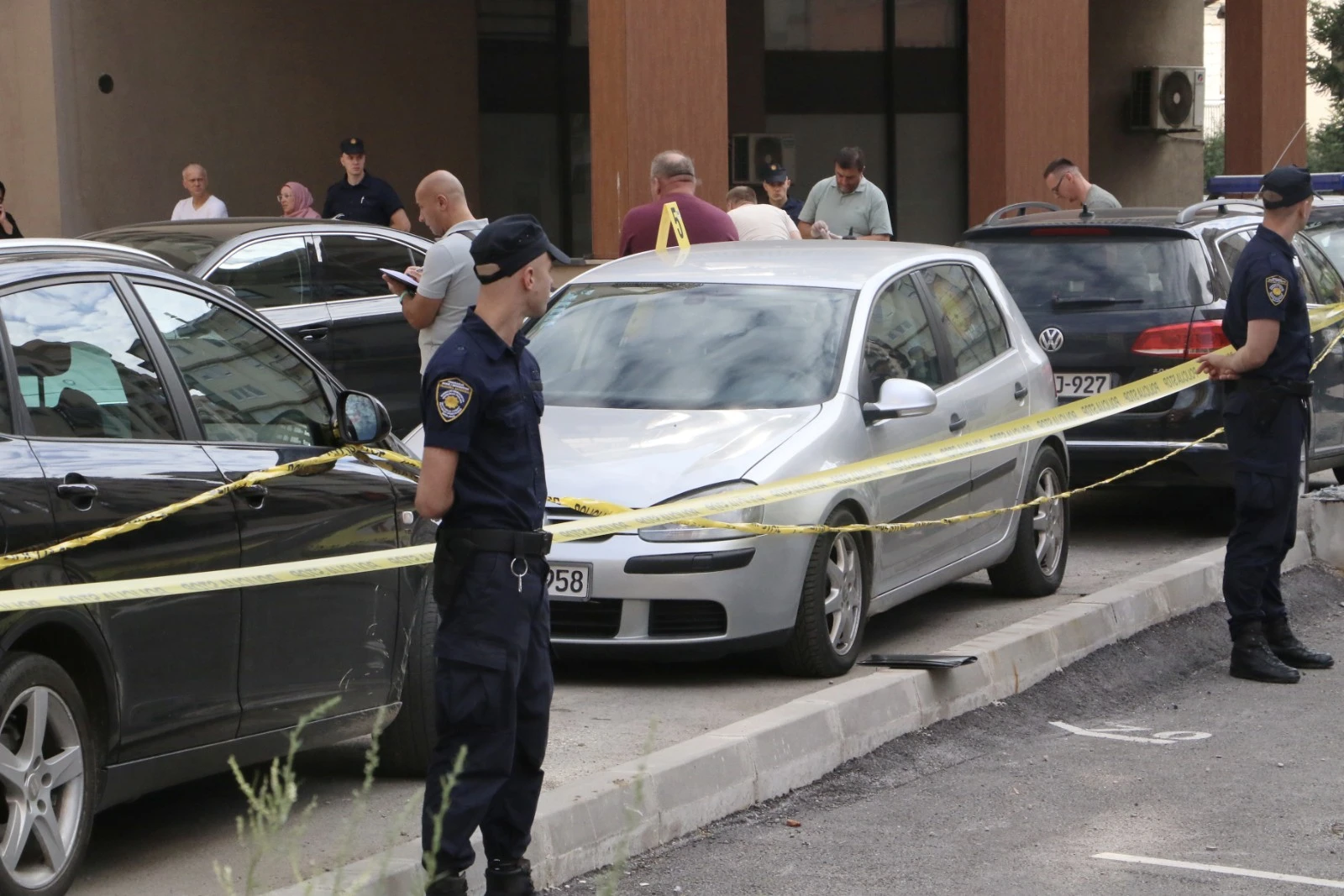 Oštećeno više vozila