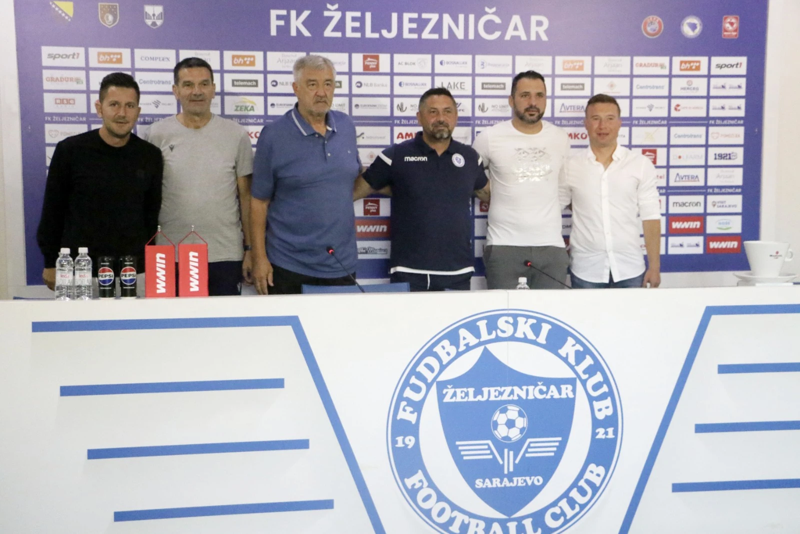 Starovlah i Adžem sa trenerima