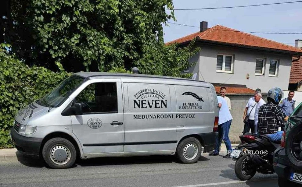 Tijelo preminulog prebačeno u mrtvačnicu