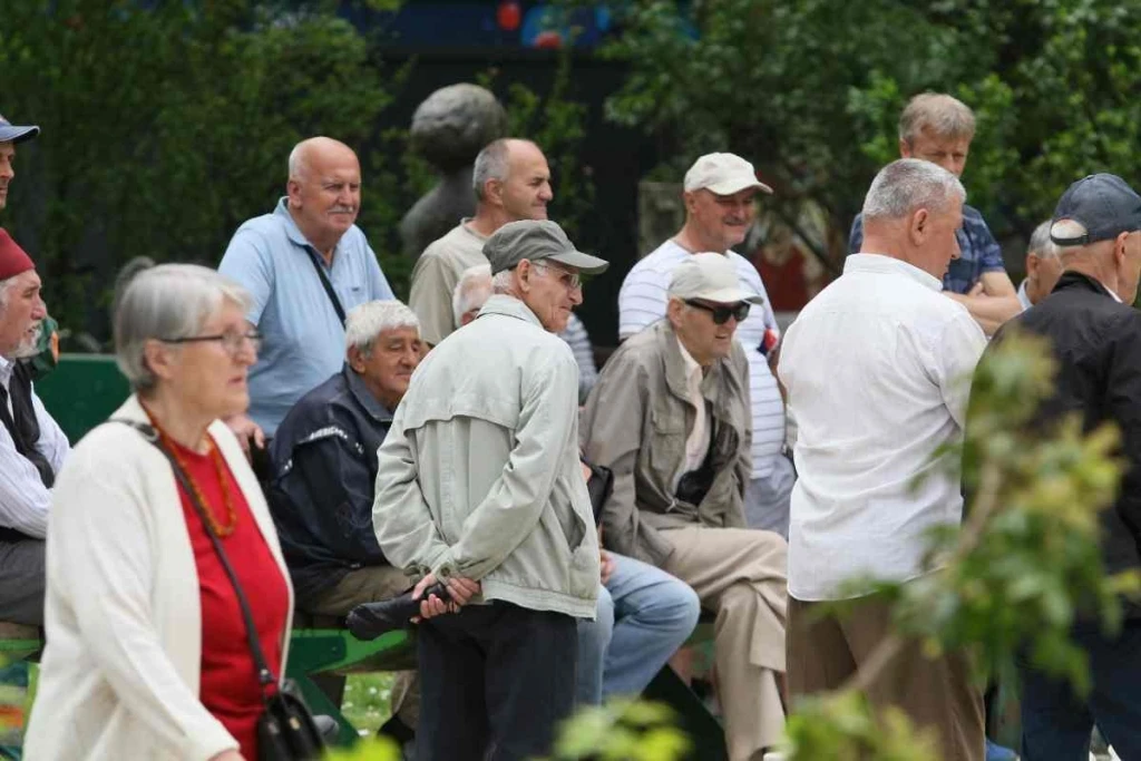 Penzionerima po 100 KM