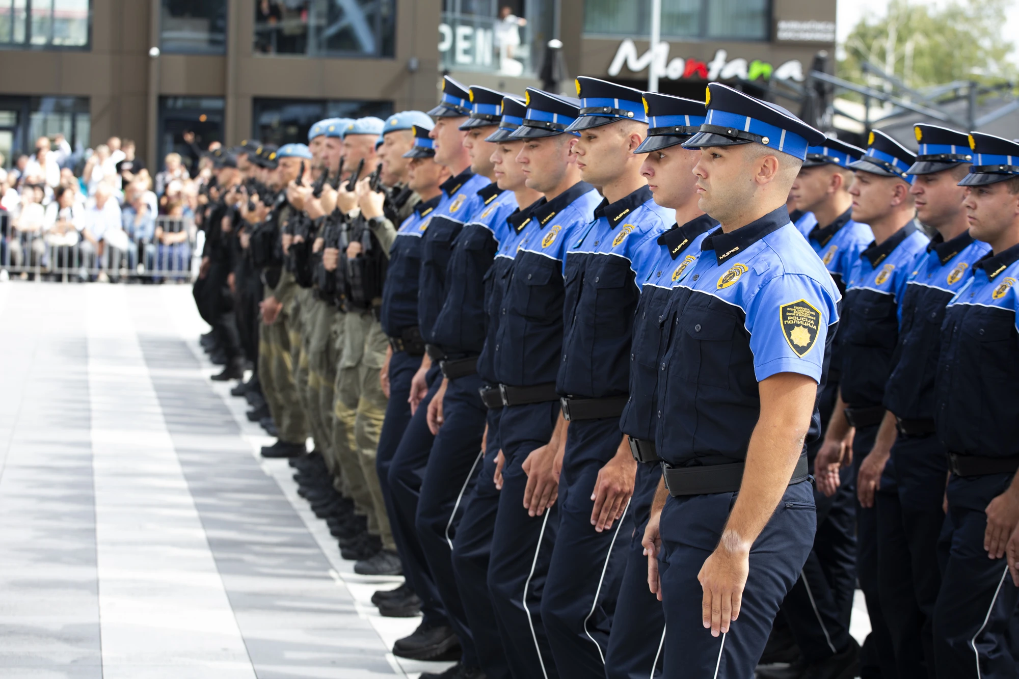 Na nove uniforme se čekalo deset godina