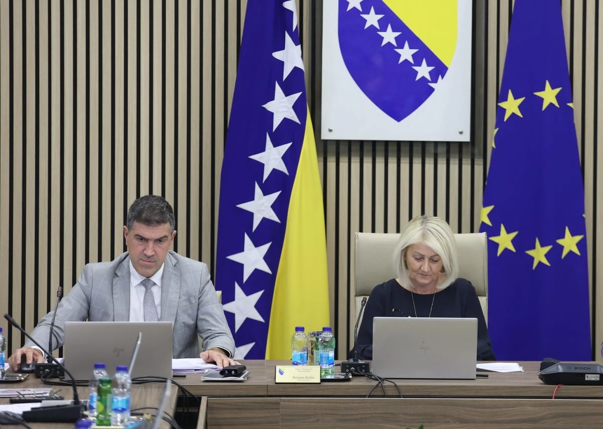Robert Vidović i predsjedavajuća VMBiH Borjana Krišto