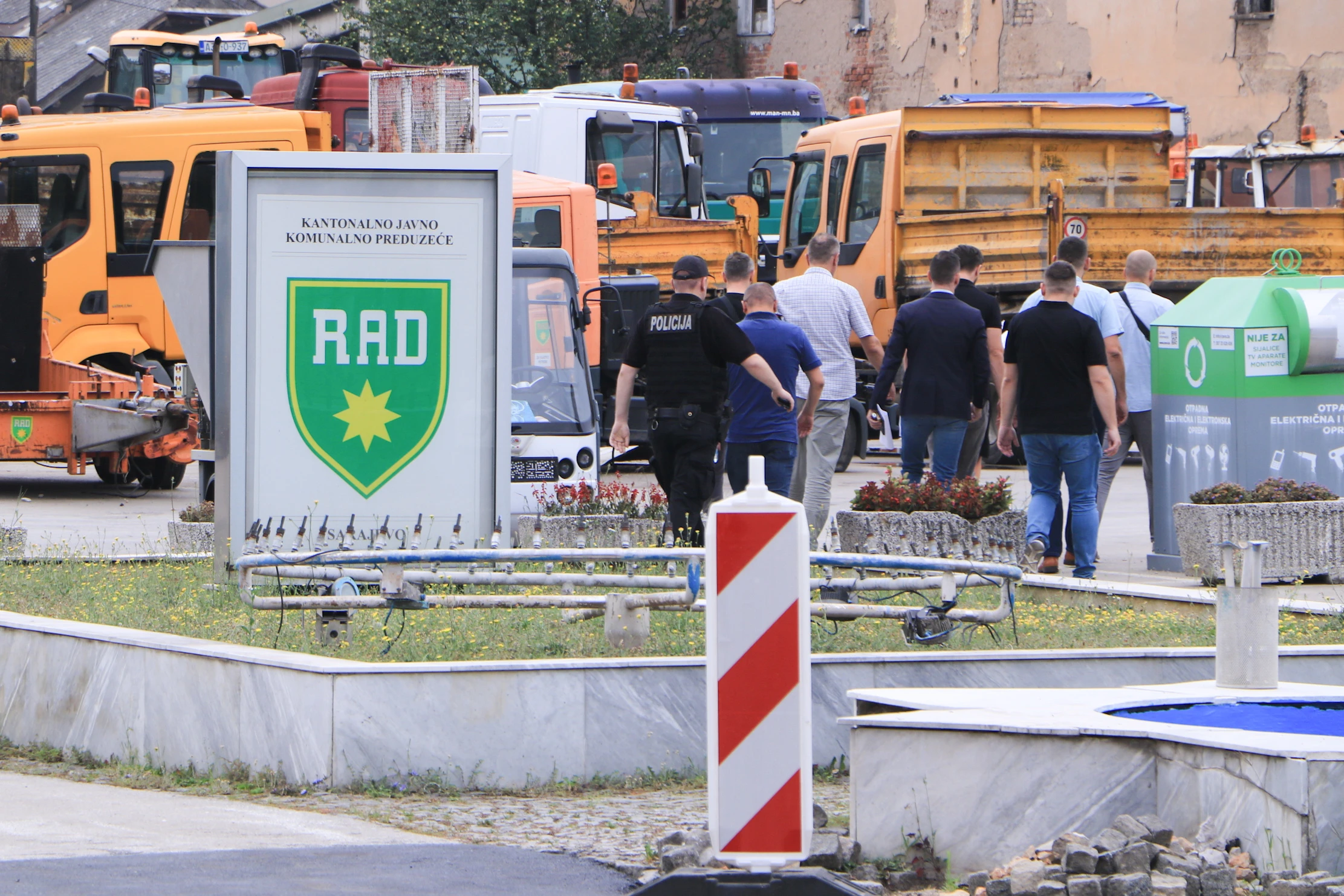 Preduzeća iz dana u dan tonu u nove gubitke