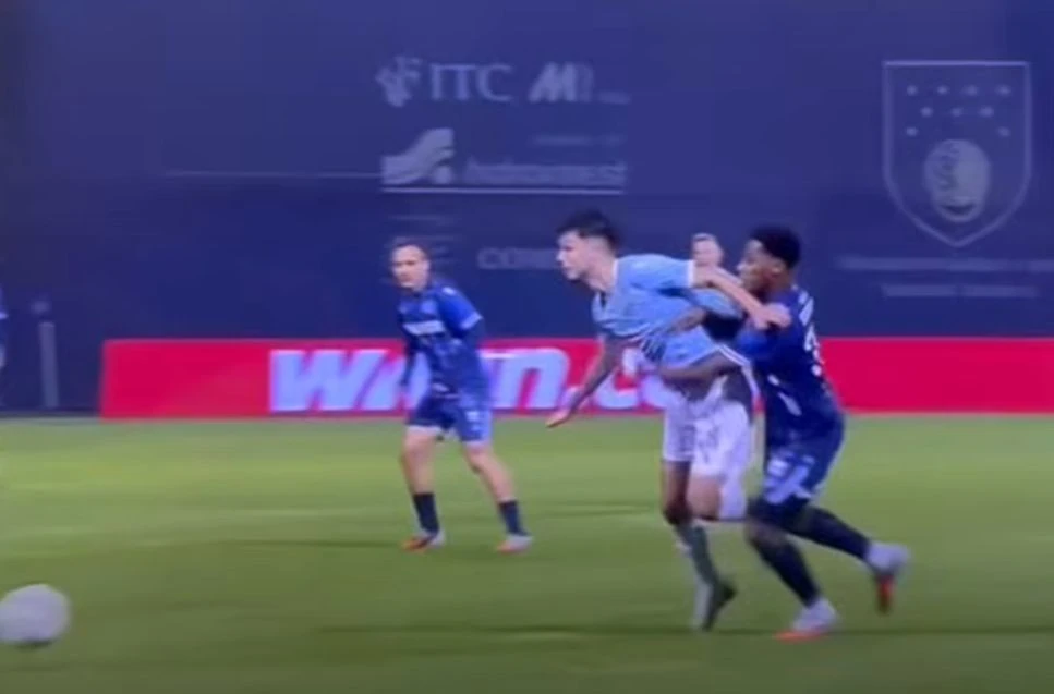 Duel Seedorfa i Čuića iz 12. minute
