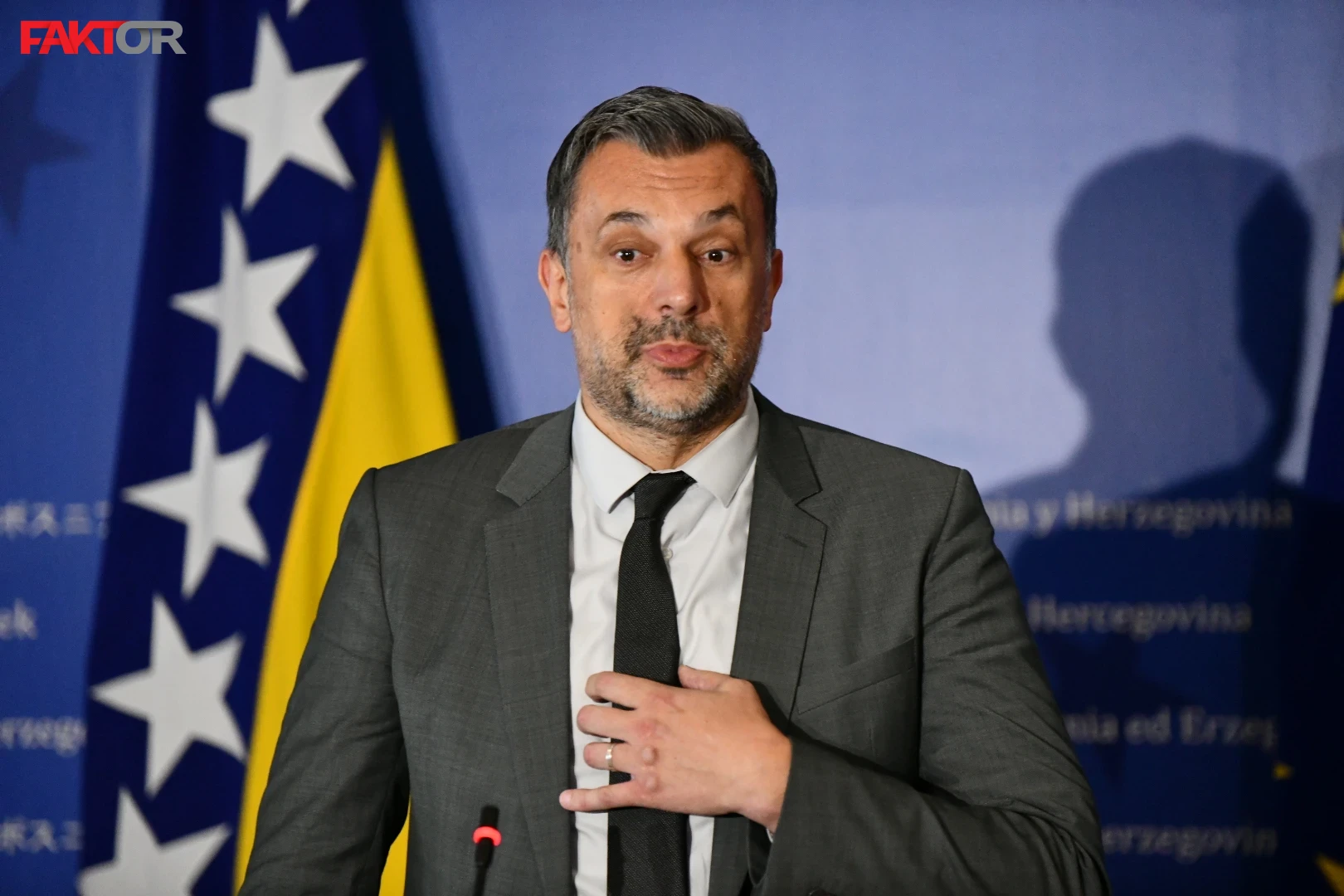 Elmedin Konaković