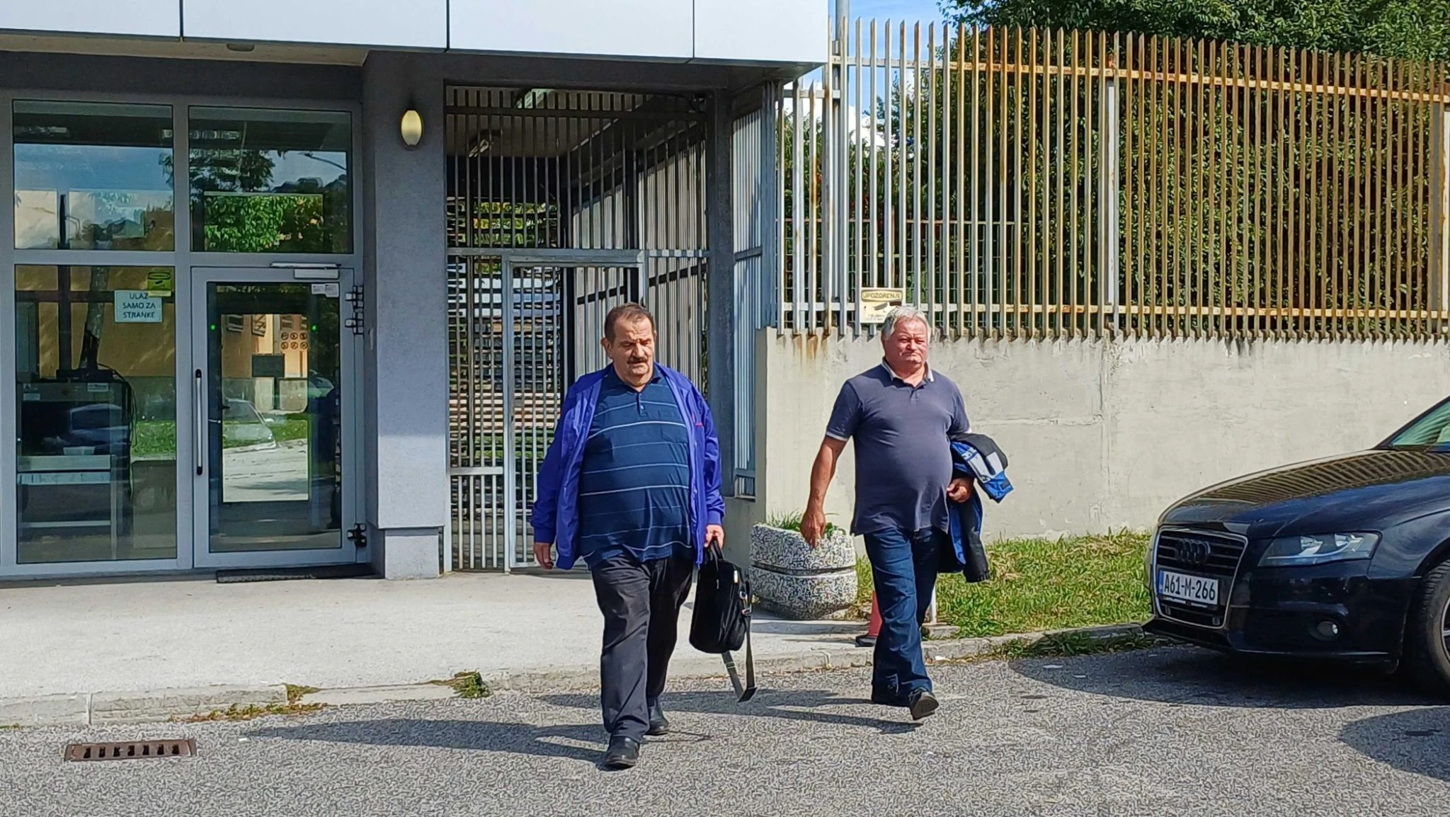 Ljuban Vuković (desno) sa advokatom Slobodanom Perićem