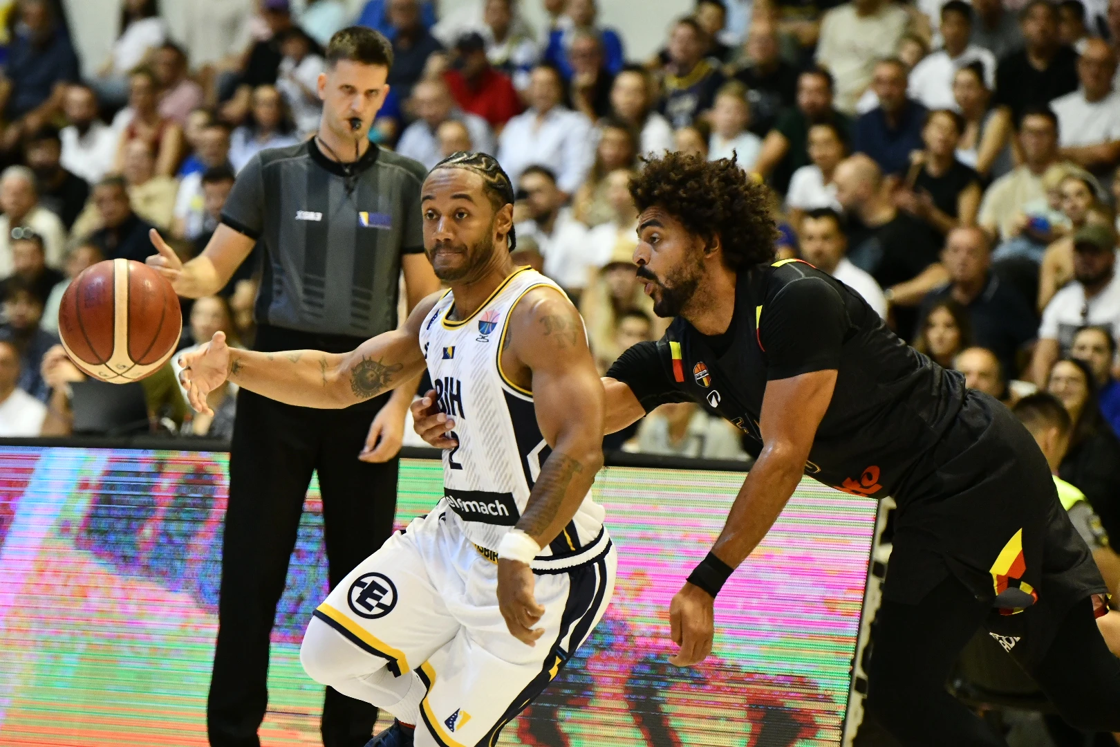 Zmajevi u Skenderiji dočekuju Srbiju