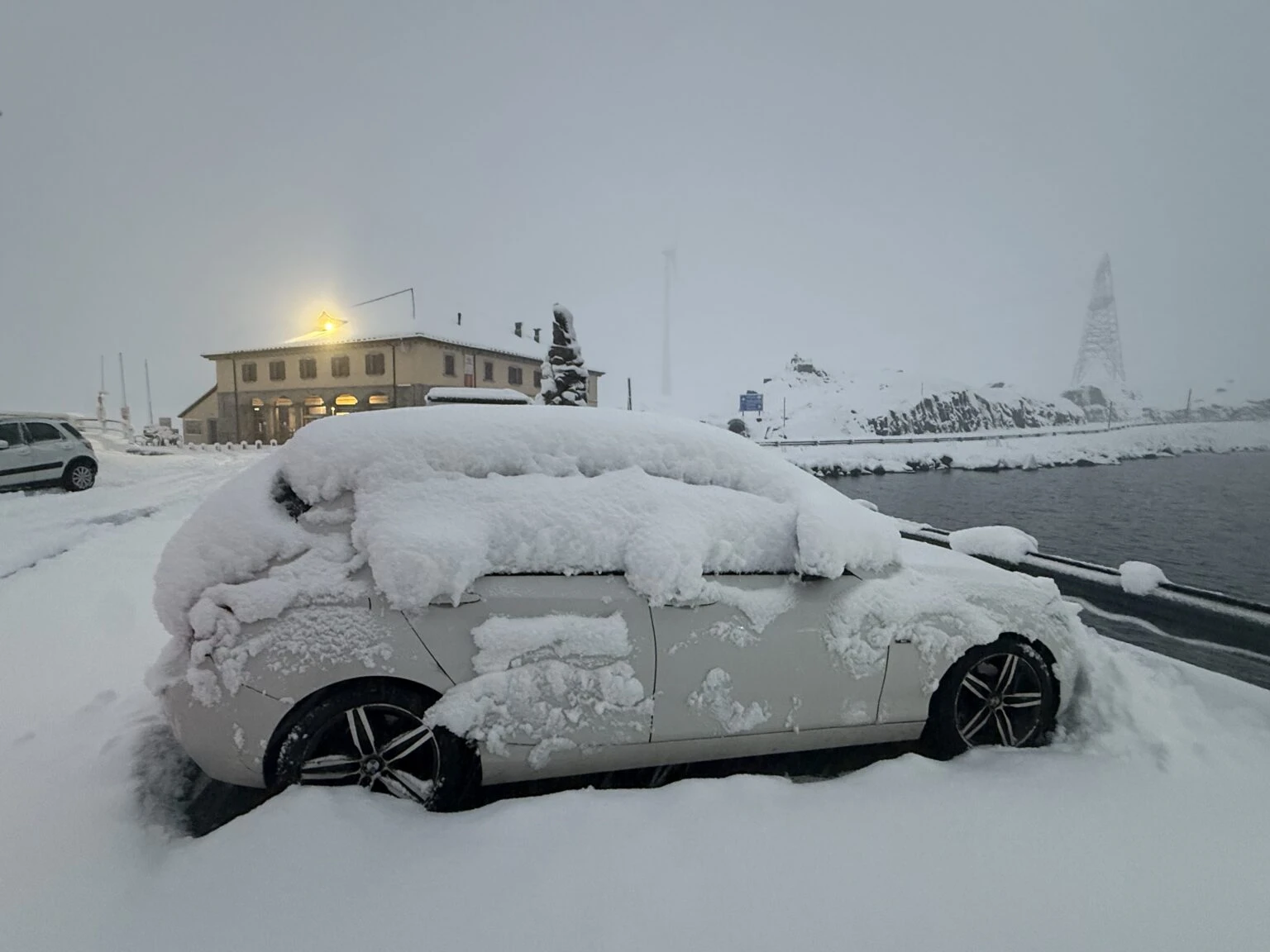 Kako odlediti bravu na automobilu