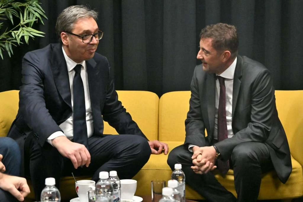Aleksandar Vučić i Mario Kordić