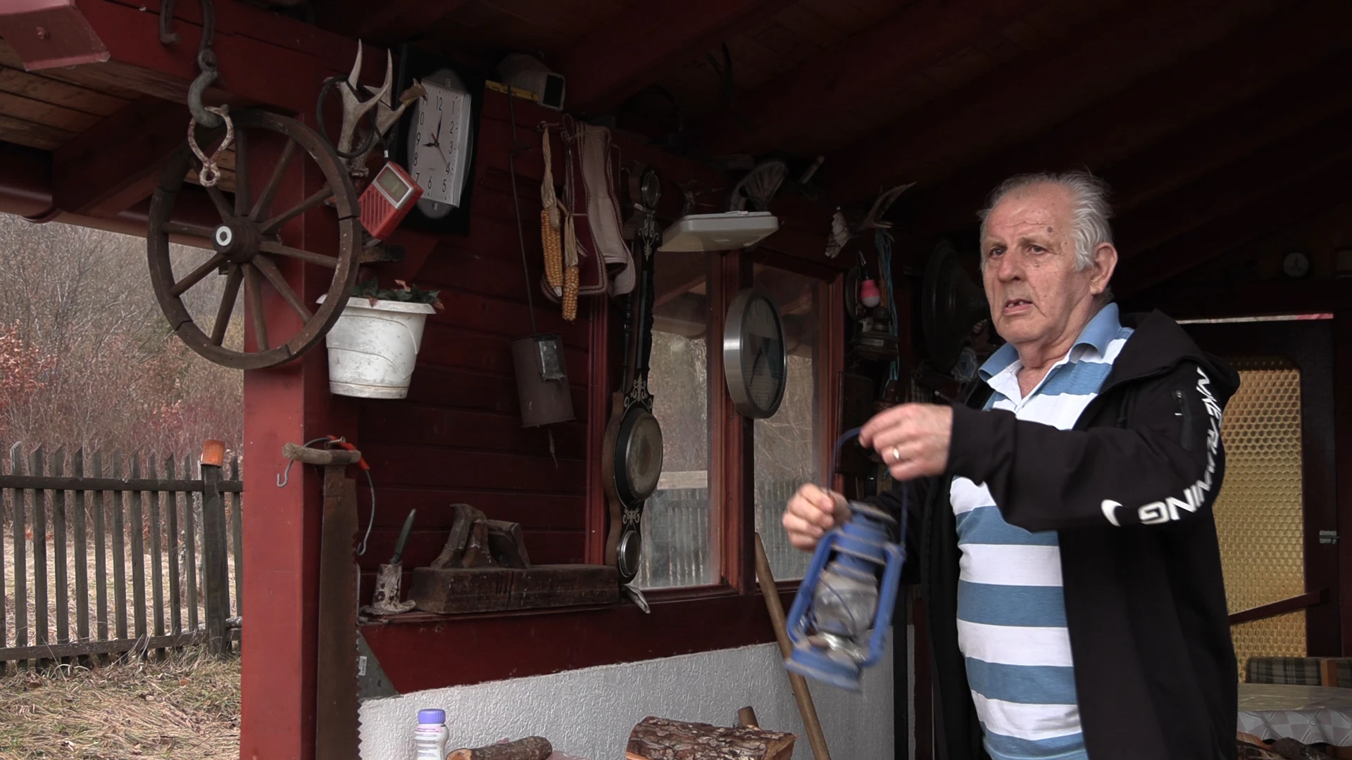 Esad Bećirević sa fenjerom