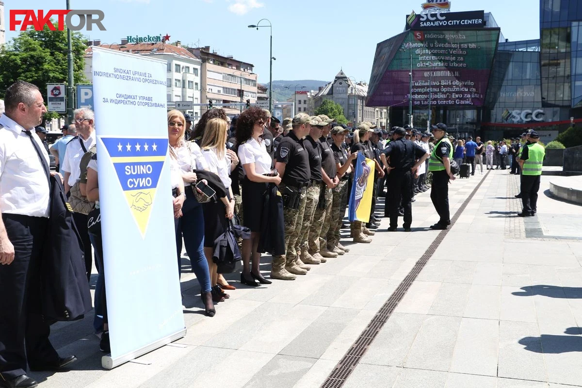 S jednog od ranijih protesta