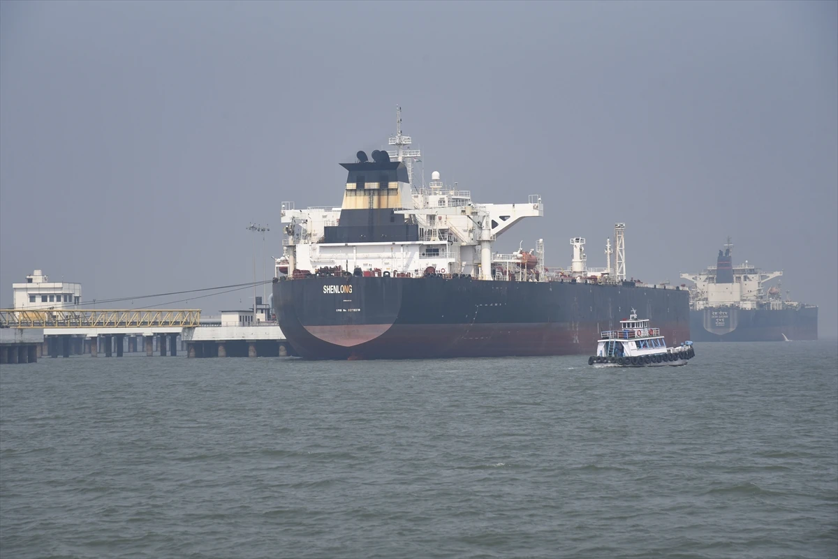 Odobren iranski plan za naplatu prolaza kroz Hormuški tjesnac, rampu za američke i izraelske brodove