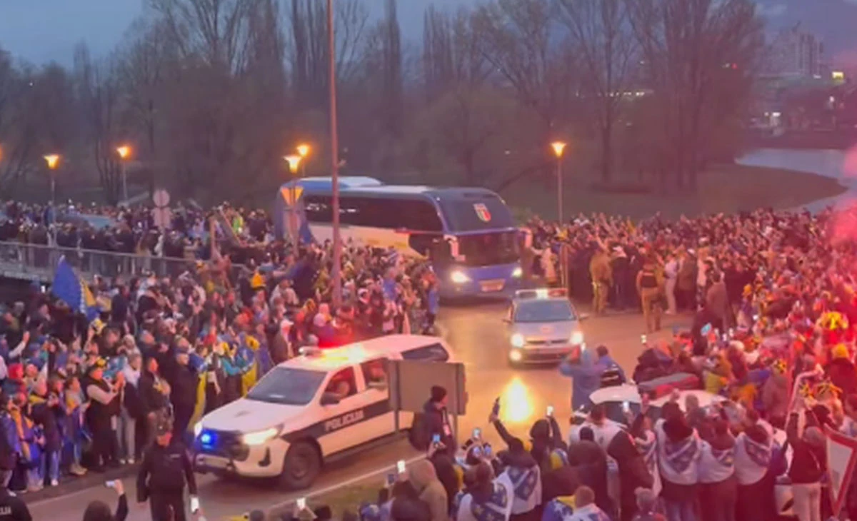 Navijači BiH pokazali su svoju veličinu kada je prošao autobus sa talijanskim igračima