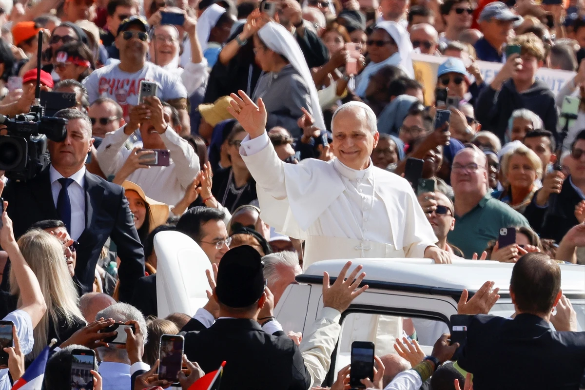 Vatikan upozorava: Rat protiv Irana vodi svijet u katastrofu, kritike na račun SAD-a i Izraela