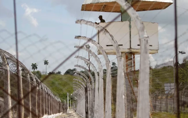 Kuba će osloboditi više od 2000 zatvorenika dok se gospodarska kriza produbljuje pod pritiskom SAD-a