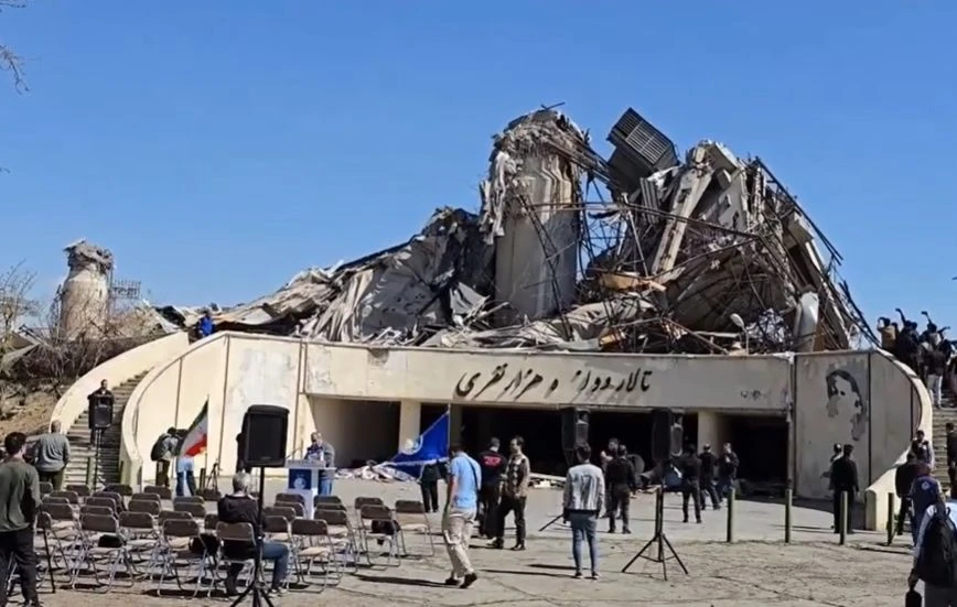 Objavljena snimka razaranja u velikom sportskom kompleksu u Teheranu