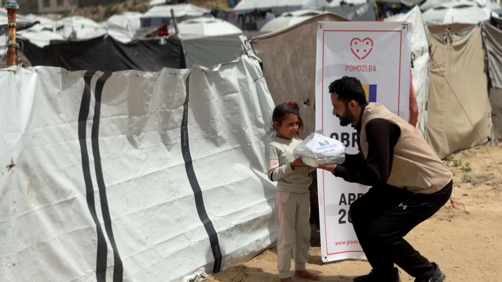 Pomozi.ba nastavlja sa podjelom toplih obroka za stanovnike Gaze