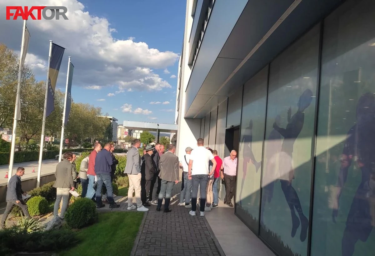 Predstavnici klubova nedavno nisu mogli ući na sjednicu Skupštine FSKS