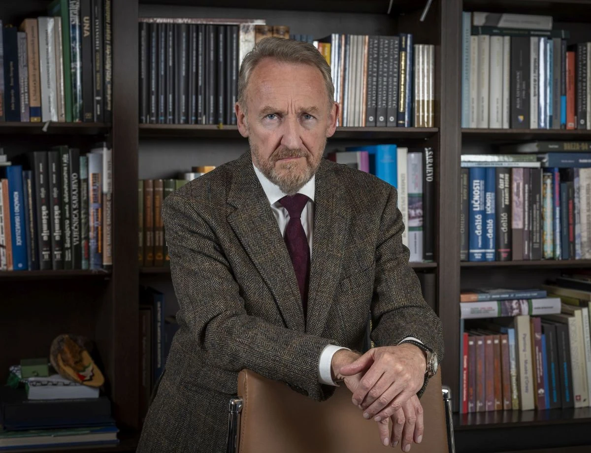 Izetbegović: Murphyjeve tvrdnje najobičnija laž, penzionisani mentor pokušava spasiti propalu trojku