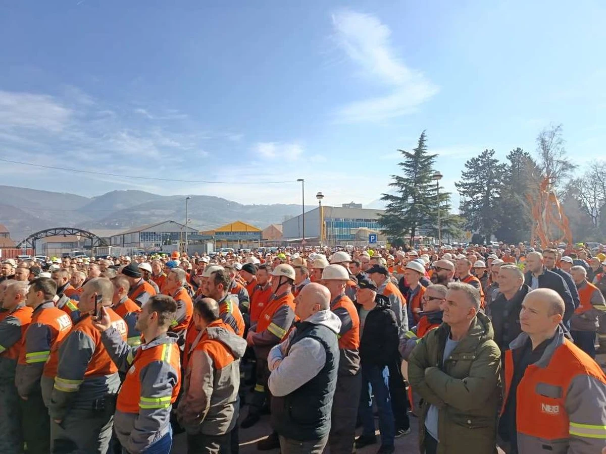 S jednog od proptesta radnika Nove Željezare Zenica