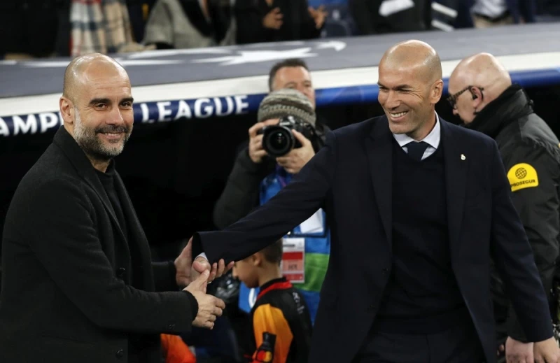 Zidane (desno) je kroz karijeru radio samo kao trener Reala