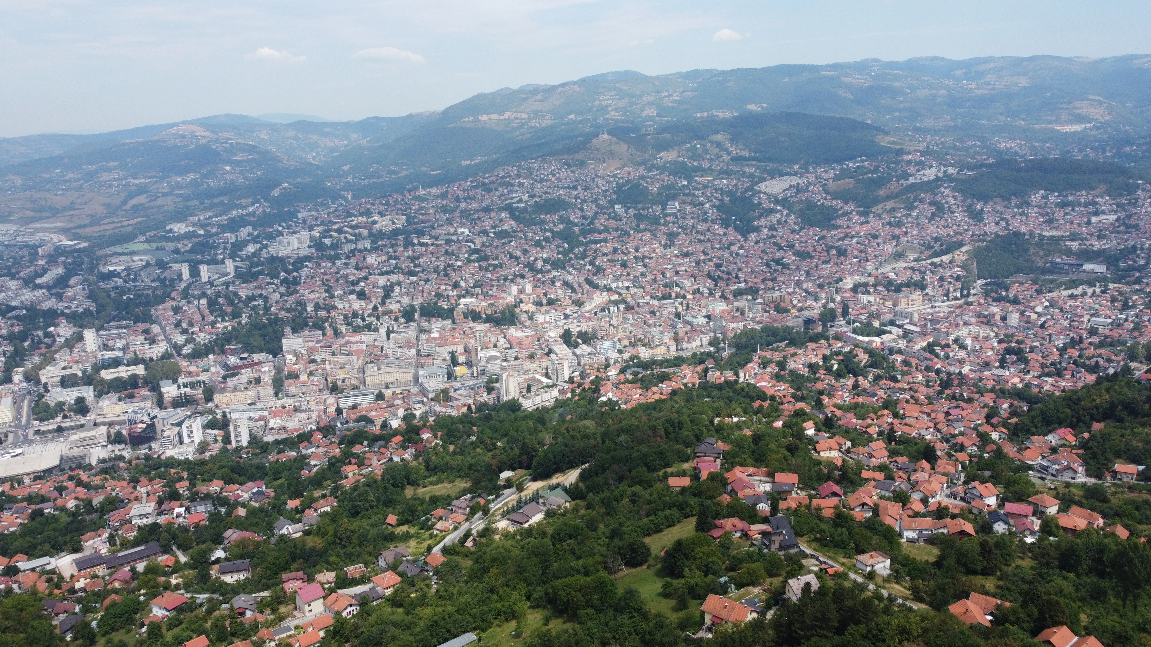 U Kantonu Sarajevo je 50.000 bespravnih objekata