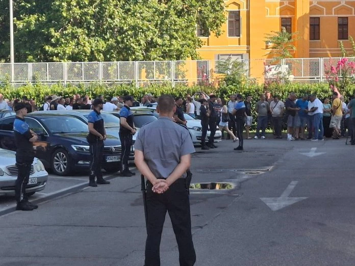Građani su protestovali zbog otkaza za 22 Bošnjaka