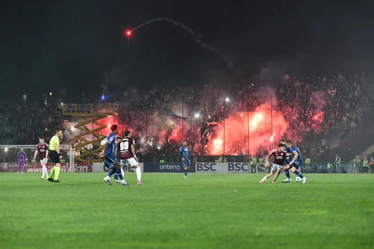 Pirotehnika je skupo koštala premijeligaše
