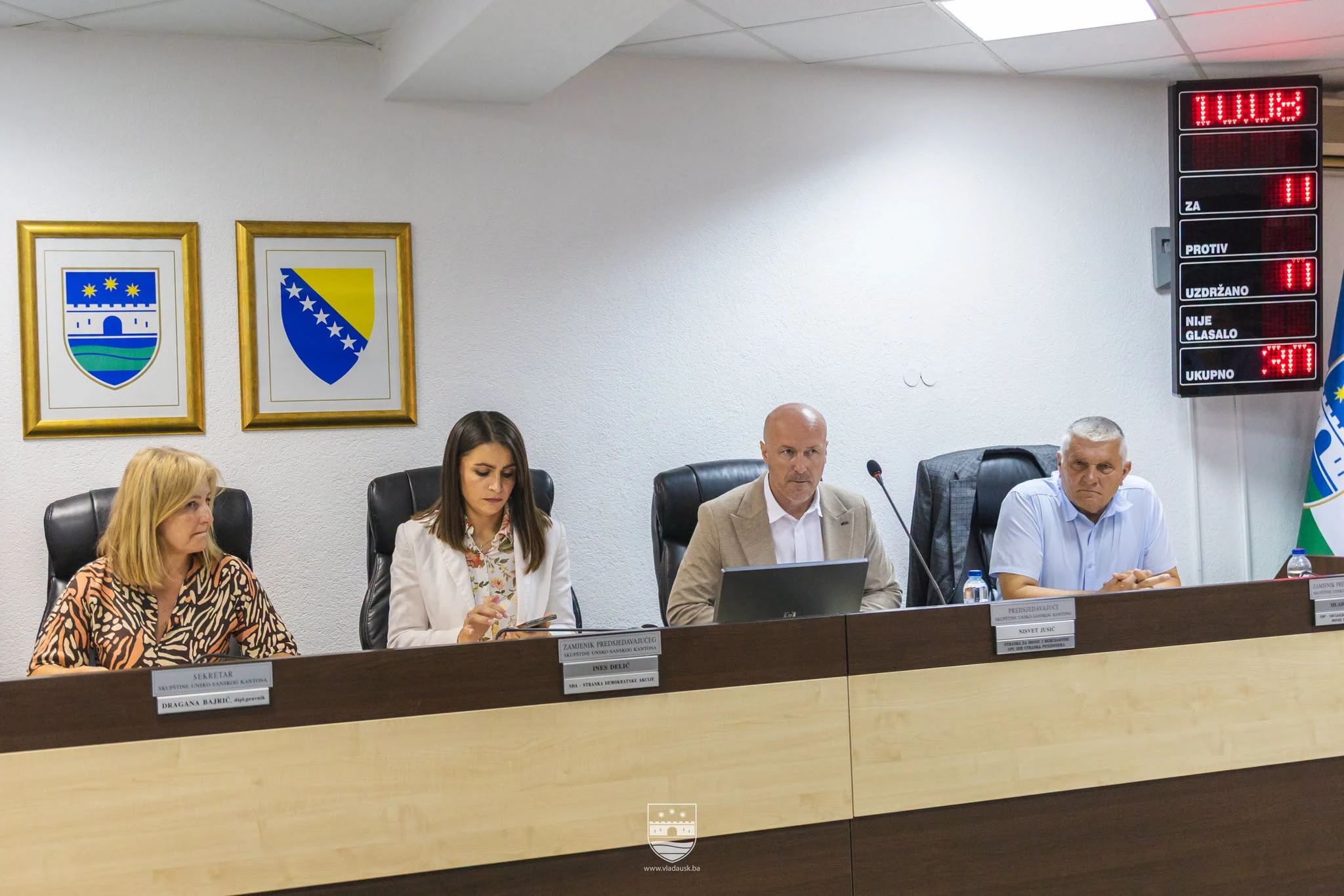 Mladen Lonić (desno) povukao vitalni interes na svakoj tački