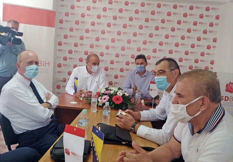 Detalj tokom posjete Novalića SD-u