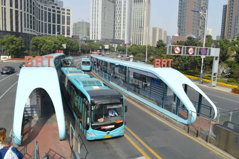 Kineski autobusi 